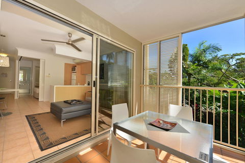 Port Douglas Apartments - Adults Only Oasis - Accommodation Brunswick Heads 5
