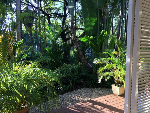Port Douglas Apartments - Adults Only Oasis - Accommodation Brunswick Heads 2