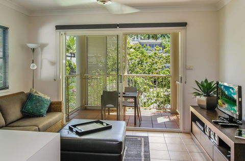 Port Douglas Apartments - Adults Only Oasis - Accommodation Brunswick Heads 33