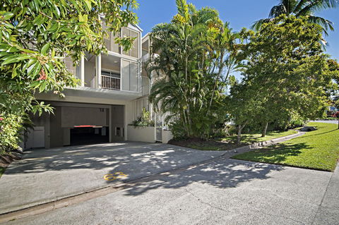 Port Douglas Apartments - Adults Only Oasis - Accommodation Brunswick Heads 43