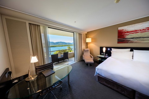 Hilton Cairns - Accommodation Brunswick Heads 3