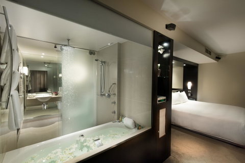 Hilton Cairns - Accommodation Brunswick Heads 19