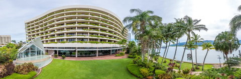 Hilton Cairns - Accommodation Brunswick Heads 18