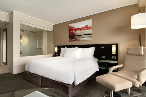 Hilton Cairns - Accommodation Brunswick Heads 34