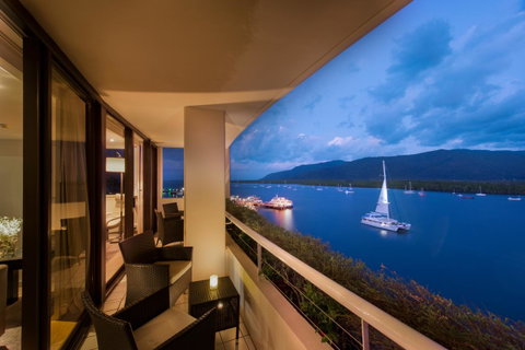 Hilton Cairns - Accommodation Brunswick Heads 20