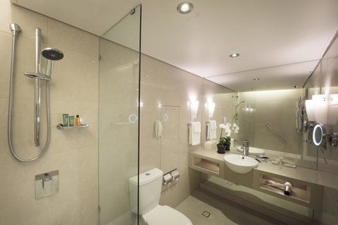 Hilton Cairns - Accommodation Brunswick Heads 16