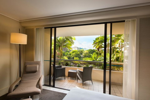 Hilton Cairns - Accommodation Brunswick Heads 10