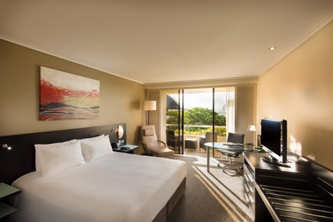 Hilton Cairns - Accommodation Brunswick Heads 9