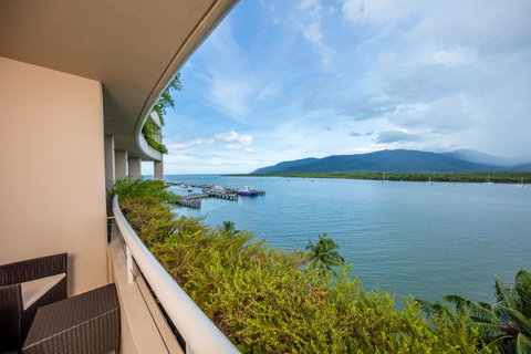 Hilton Cairns - Accommodation Brunswick Heads 5