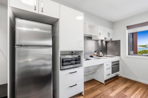 Essence Apartments Chermside - Accommodation Brunswick Heads 7