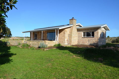 Ratcliff Cottage - Accommodation Brunswick Heads 7