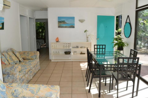 1 Min. Walk To Beach Horeseshoe Bay Holiday Units - Accommodation Brunswick Heads 2