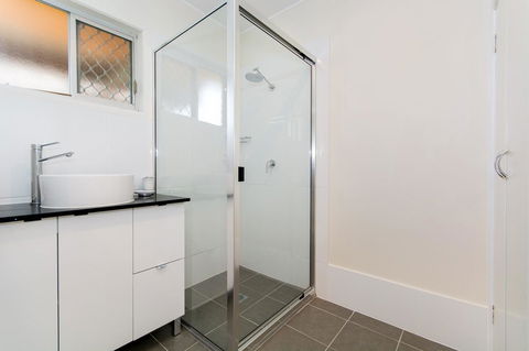 Lowset Sweetie, Central To Everything - Partridge St, Bongaree - Accommodation Brunswick Heads 11