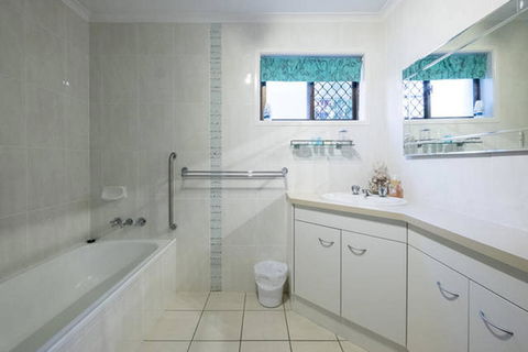 Keith\'s Place, 1 Of The 3 Most Popular Units On Bribie - Accommodation Brunswick Heads 18