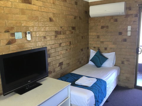 Bribie Waterways Motel - Accommodation Brunswick Heads 12