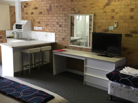 Bribie Waterways Motel - Accommodation Brunswick Heads 31