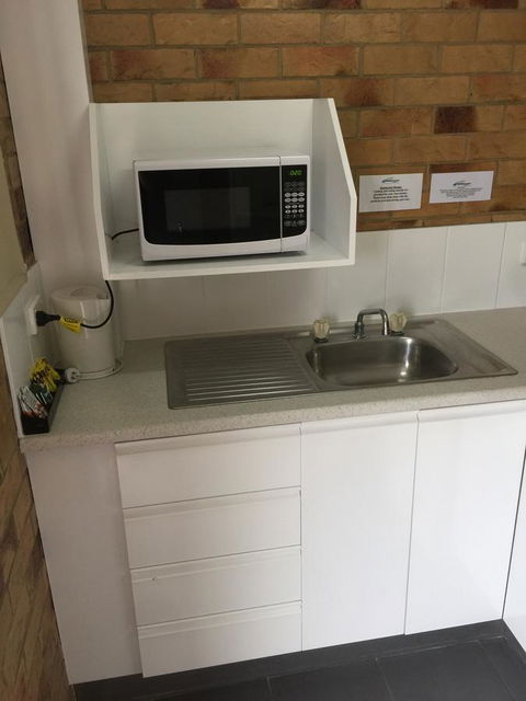 Bribie Waterways Motel - Accommodation Brunswick Heads 30