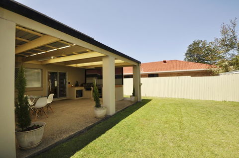Ocean Wave - Accommodation Brunswick Heads 21