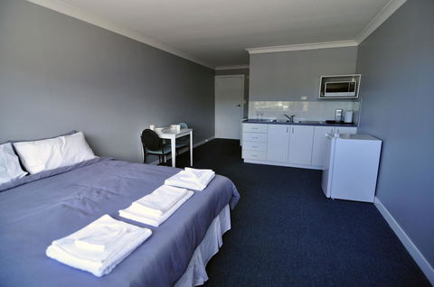 Bribie Island Square - Accommodation Brunswick Heads 0