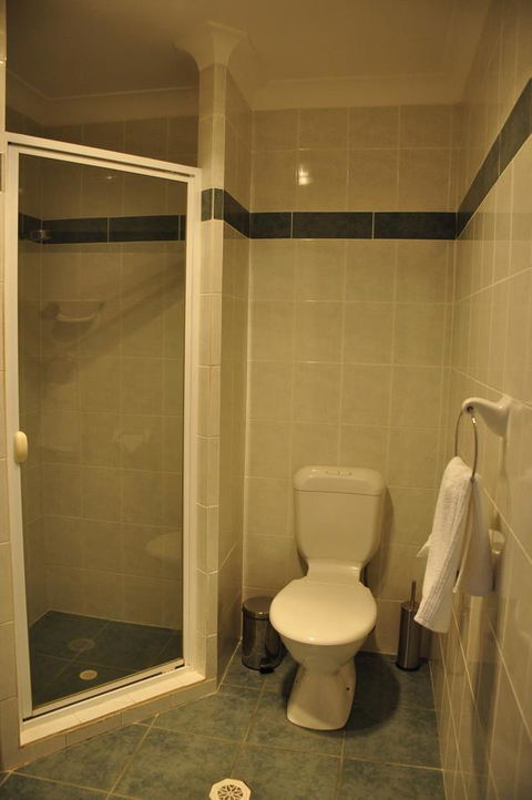 Bribie Island Square - Accommodation Brunswick Heads 7