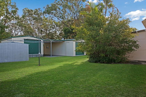 Lowset, Pet Friendly Cottage - Sunset Ave, Bongaree - Accommodation Brunswick Heads 10
