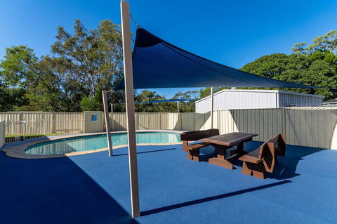 Waterviews,Pool, Wifi Its All Here !- Welsby Pde, Bongaree - Accommodation Brunswick Heads 17