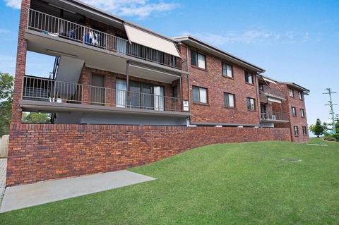 Waterviews,Pool, Wifi Its All Here !- Welsby Pde, Bongaree - Accommodation Brunswick Heads 19