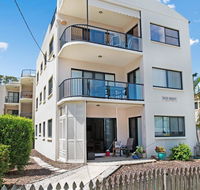 Quiet location across from waterfront - South Esp Bongaree - Accommodation Brunswick Heads