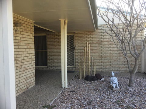 Private Canal Duplex With Pontoon - Oleander Drive, Bongaree - Accommodation Brunswick Heads 2