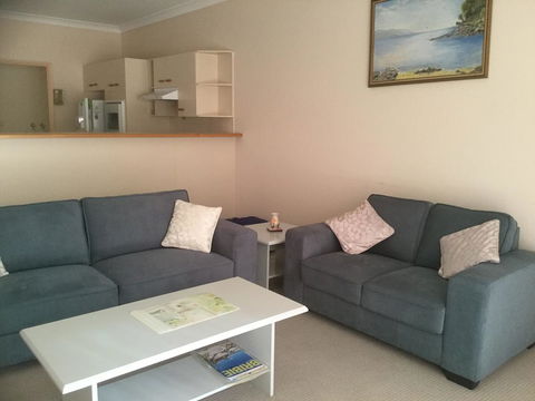 Private Canal Duplex With Pontoon - Oleander Drive, Bongaree - Accommodation Brunswick Heads 15