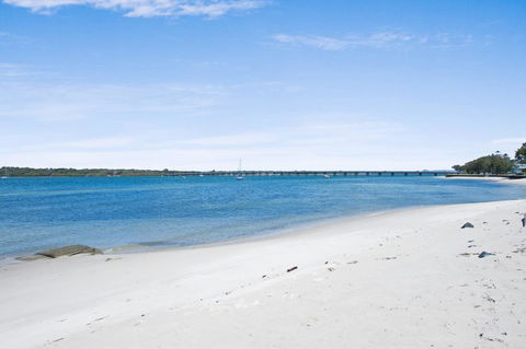Everything You Need Including A Pool! Karoonda Sands Apartments - Accommodation Brunswick Heads 7