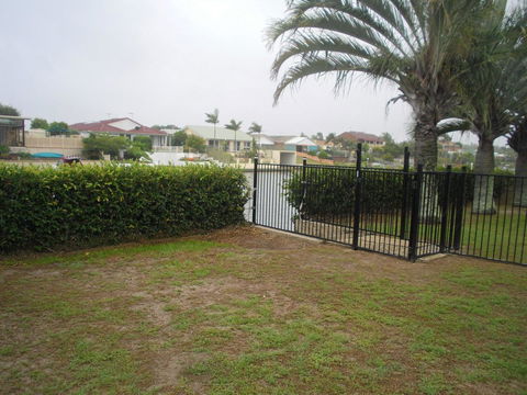 Ground Floor, Family Unit On The Canal With Free WIFI! - Accommodation Brunswick Heads 7
