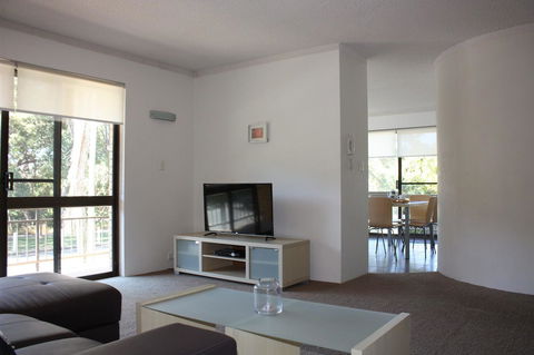 Close To Surf Beach, Surf Club, Hotel And Shops - Boyd St, Woorim - Accommodation Brunswick Heads 0