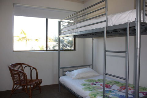 Close To Surf Beach, Surf Club, Hotel And Shops - Boyd St, Woorim - Accommodation Brunswick Heads 2