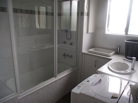 Close To Surf Beach, Surf Club, Hotel And Shops - Boyd St, Woorim - Accommodation Brunswick Heads 12