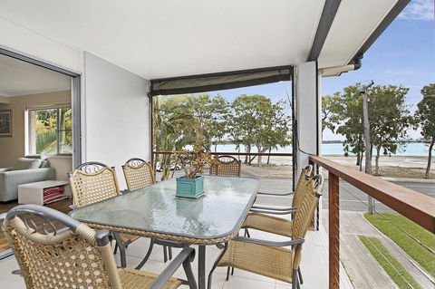 Fishing And Swimming At Your Doorstep - Sylvan Beach Esp, Bellara - Accommodation Brunswick Heads 0