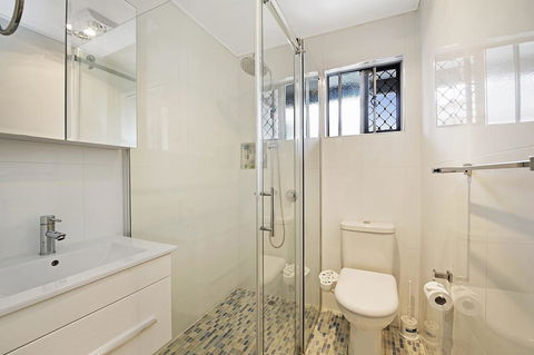 Fishing And Swimming At Your Doorstep - Sylvan Beach Esp, Bellara - Accommodation Brunswick Heads 13