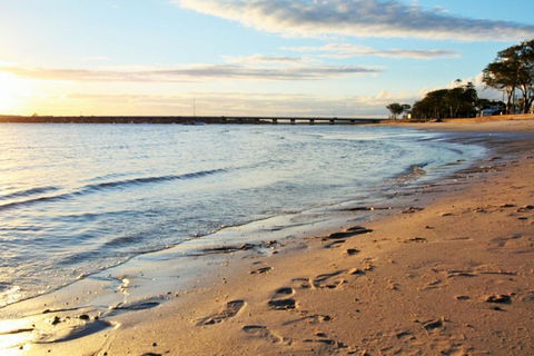 Spacious Unit With Views Of Pumicestone - Wattle Ave, Bongaree - Accommodation Brunswick Heads 11