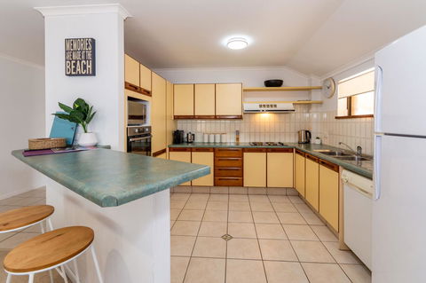 Spacious Family Unit With Incredible Views. - Accommodation Brunswick Heads 11