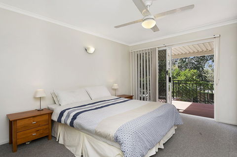 Waterfront Retreat With Room For A Boat - Welsby Pde, Bongaree - Accommodation Brunswick Heads 14