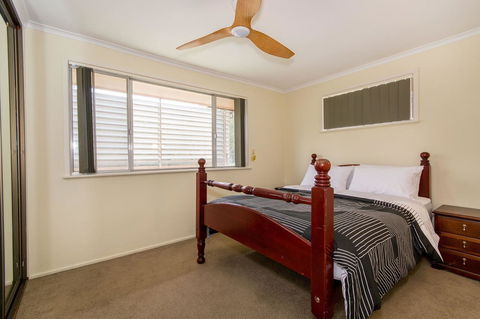 Short Stroll To Surf Beach - North Street, Woorim - Accommodation Brunswick Heads 18