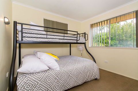 Short Stroll To Surf Beach - North Street, Woorim - Accommodation Brunswick Heads 6