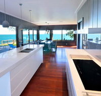 Dolphins at Sunset - Accommodation Brunswick Heads