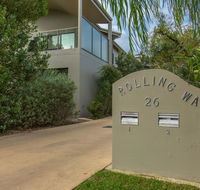 'Rolling Waves 2' on Ocean Drive - Accommodation Brunswick Heads
