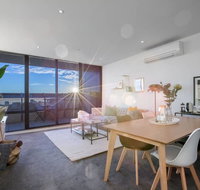107 Light Filled Cozy Apt in the Heart of St Kilda - Accommodation Brunswick Heads