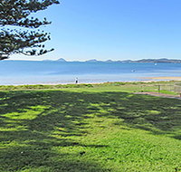 15 'Kanangra' 39 Soldiers Point Road - fantastic unit right on the water - Accommodation Brunswick Heads