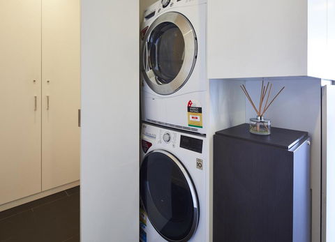 2 Bdrm 2 Bthrm Apt With Balcony Views Pool And Gym - Accommodation Brunswick Heads 3