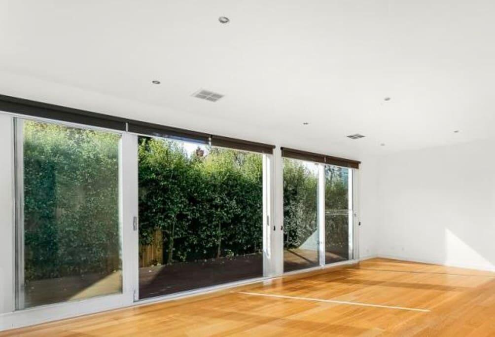 Kooyong VIC Accommodation Brunswick Heads