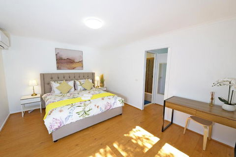 Best Location Entire House Staycation Parkland Surrounding - Accommodation Brunswick Heads 1
