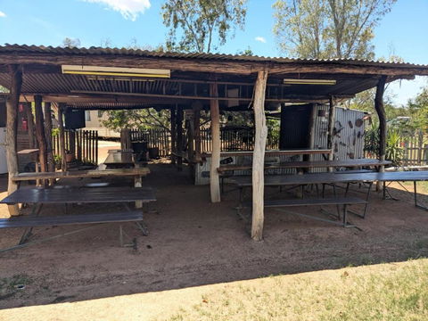 Blackall Caravan Park - Accommodation Brunswick Heads 2